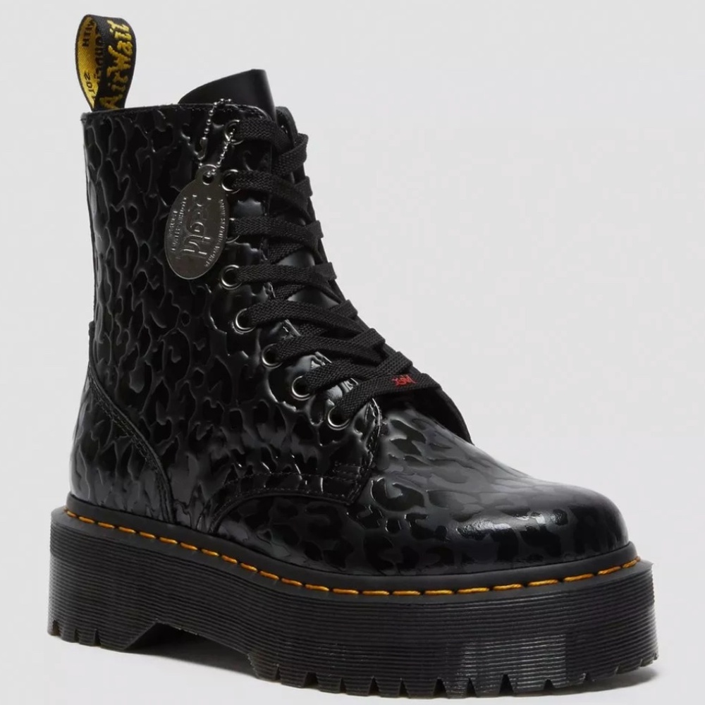 DR. MARTENS JADON X-GIRL LEOPARD EMBOSSED BLACK LEATHER PLATFORM BOOTS US 6